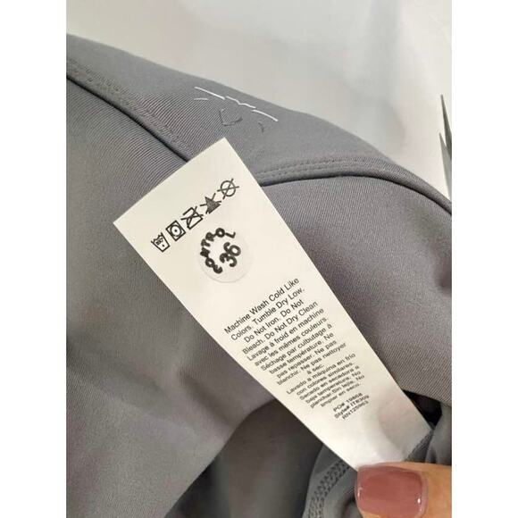 NWT Beyond Yoga POWERBEYOND™ Strive Long Line Bra in Iron Grey sz. S - Picture 6 of 6